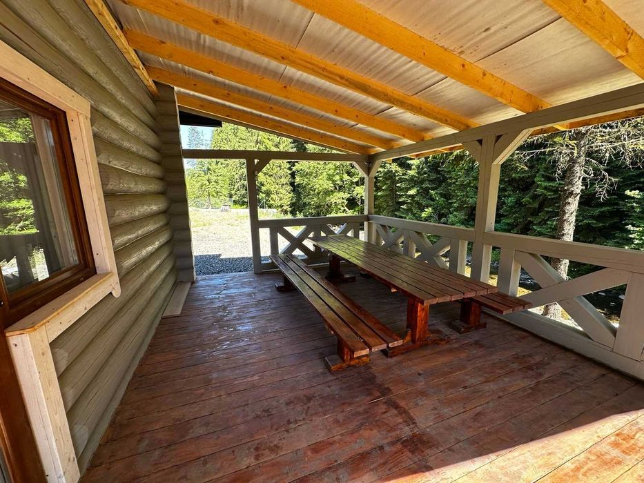 Продається дачний будинок в с. Синевир