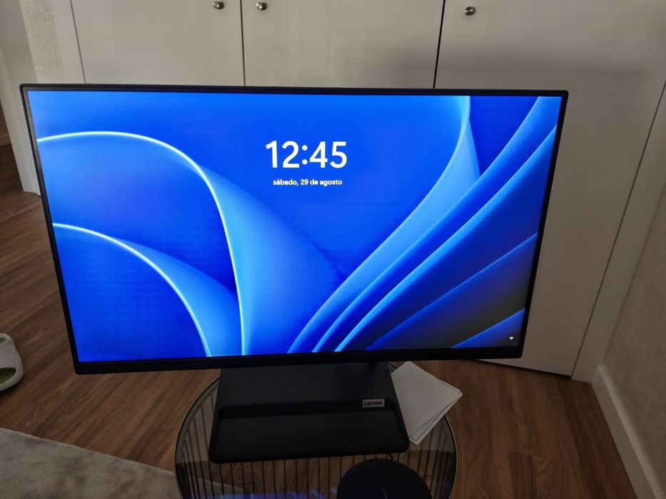 Pc Lenovo Ideacentre AIO 3 27IAF7 novo