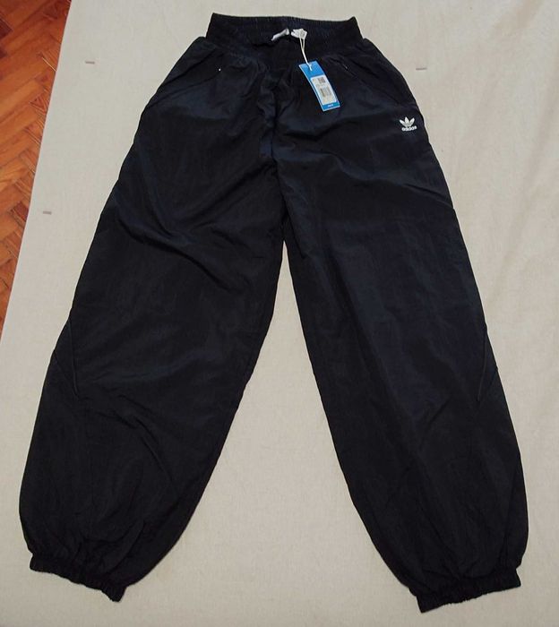 Calças desporto ADIDAS novas