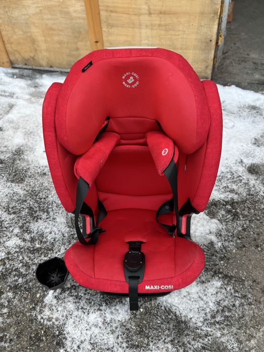 Автокрісло MAXI-COSI Titan (Basic Red)