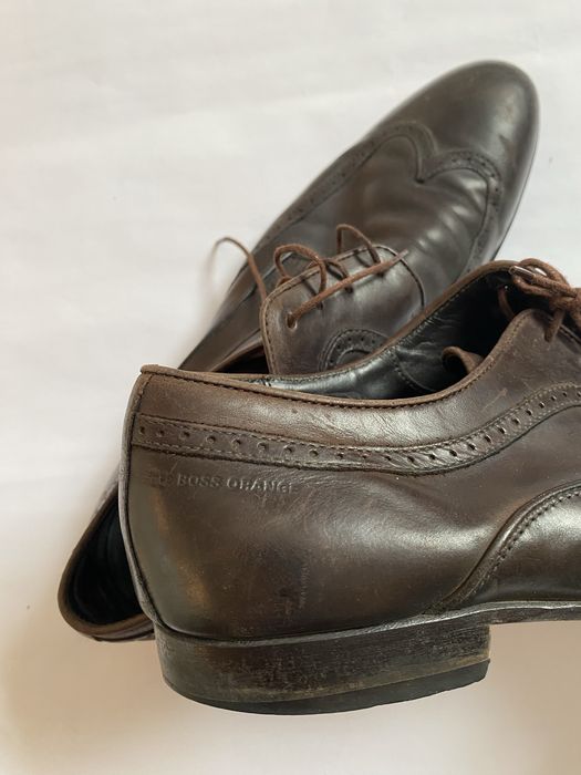Hugo Boss pantofle oksfordy broksy r. 42