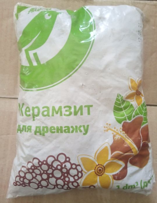 Керамзит для дренажу.
