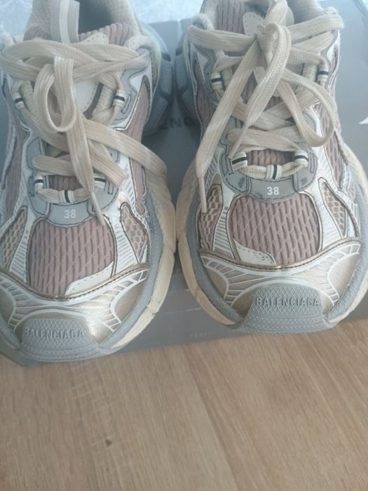 Balenciaga 3XL, Balenciaga