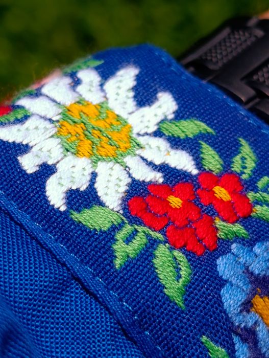 Продам старовинну вишиванку
