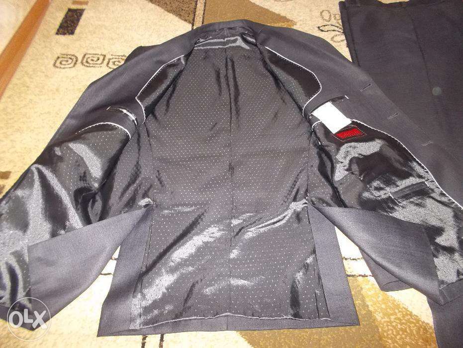 Продам мужской костюм фирмы Ricco Wero в отличном состоянии