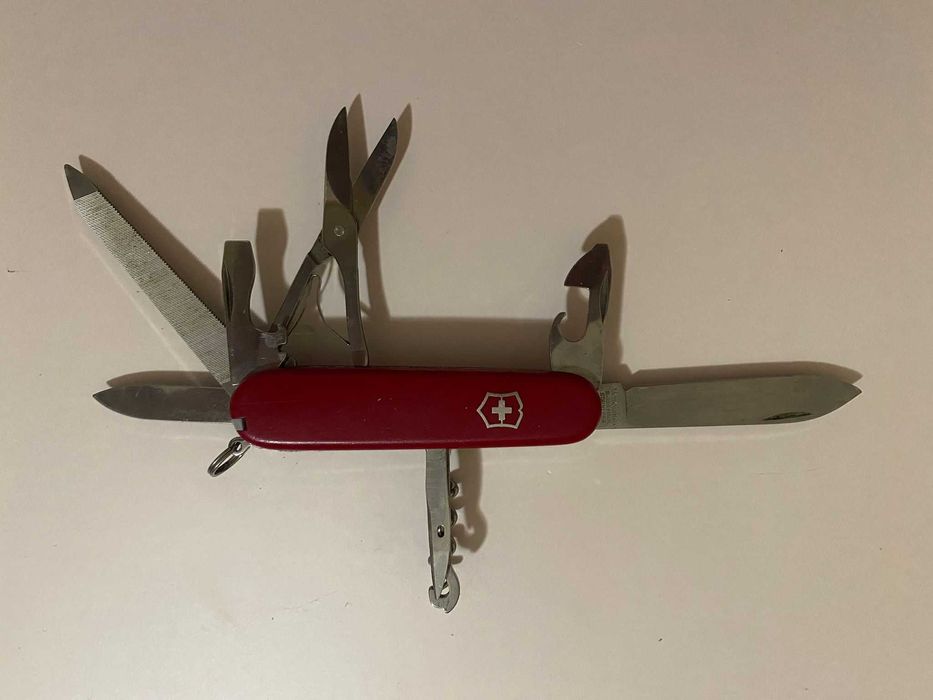 Canivete Victorinox Huntsman, Mountaineer e Outros - Tamanho Médio