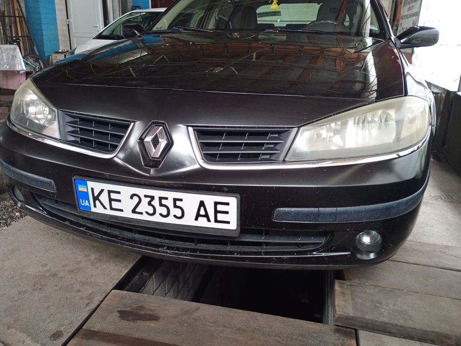 Renault Laguna2,2005р.в 1.6бенз