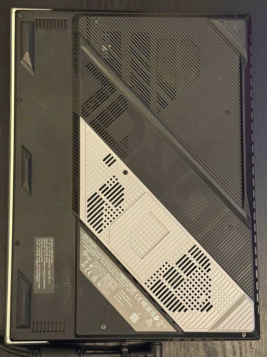 ASUS ROG Strix SCAR 16 | i9-13980HX | RTX 4080 | 240Hz G634JZ-N4011