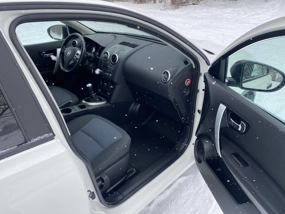 Автомобіль Nissan Qashqai