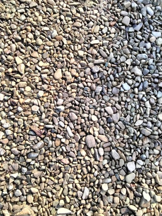 Пісок, щебінь,шутер, галька, відсів, вапняк,земля.Вивіз сміття.