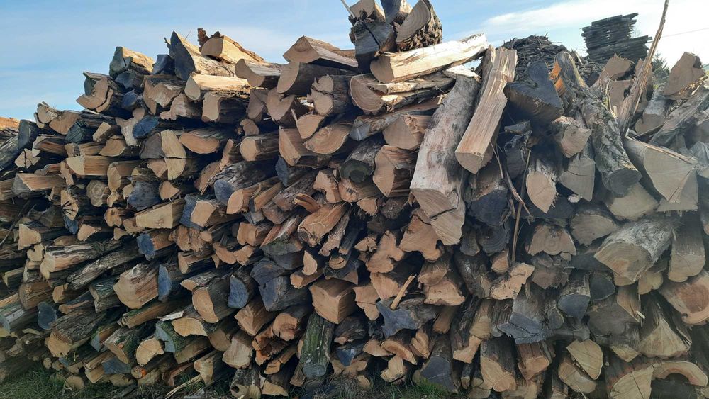 SUCHE Akacja Drewno kominkowe  opałowe