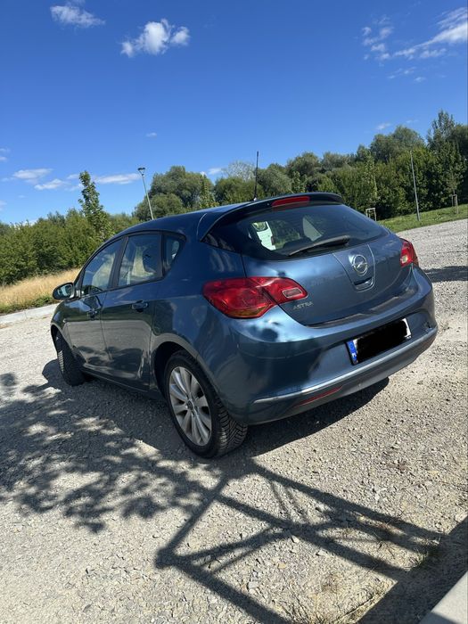 Opel astra J bez turbo