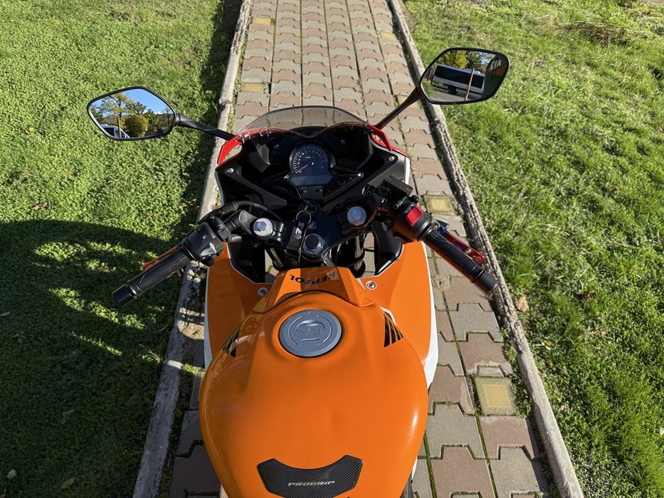 Honda CBR 300 R  (ABS)