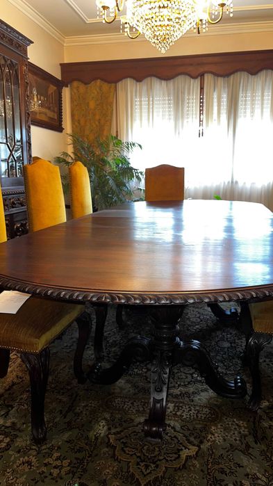 Mesa de Jantar Renascença, Mesa Extensível + 10 Cadeiras
