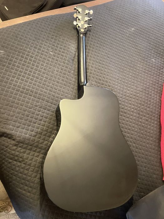 Guitarra eletroacústica: Fender Model CD 60SCE/BLK