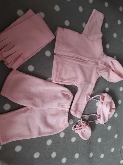 Dres polarowy bluza spodnie 62 czapka szalik rękawiczki