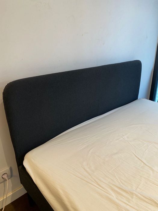 CAMA E COLCHÃO DE CASAL + 2 cabideiros