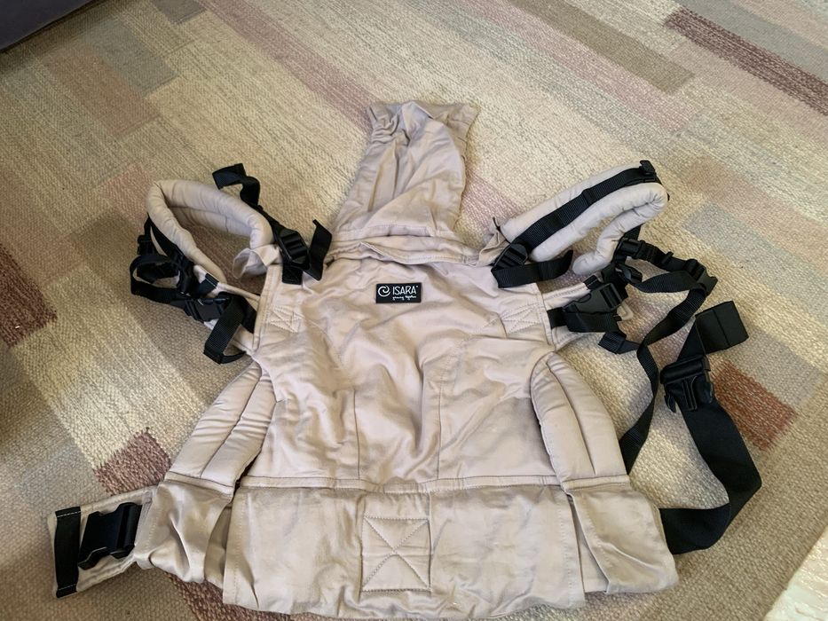 Porta bebes Isara The One cor castanho claro