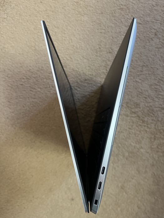 Ноутбук Dell XPS 9500  8/256/i5 10300H гарантия до 12.01.2027