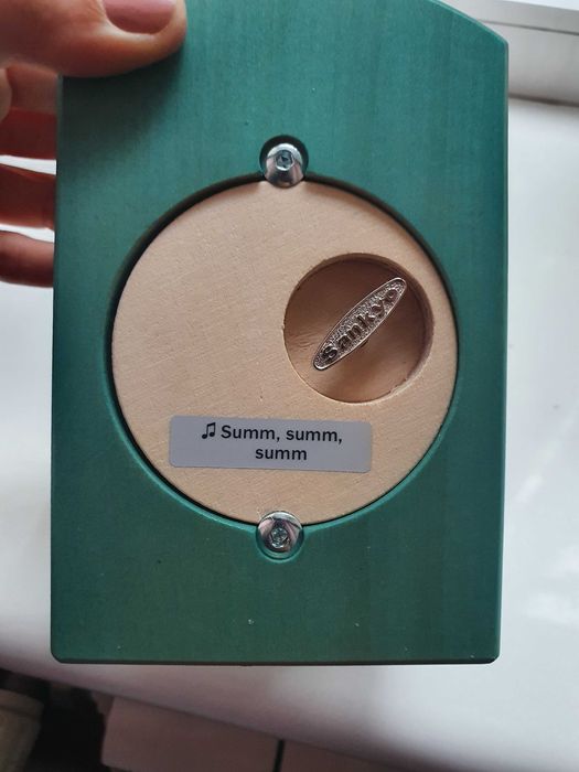 Музыкальная фигурка(дерево)