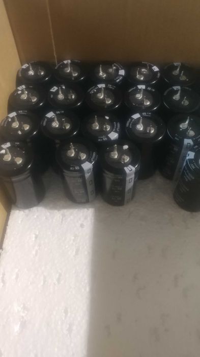 Конденсатори електролітичні оригін 10000uF 50V Panasonic ECO-S1HA103DA