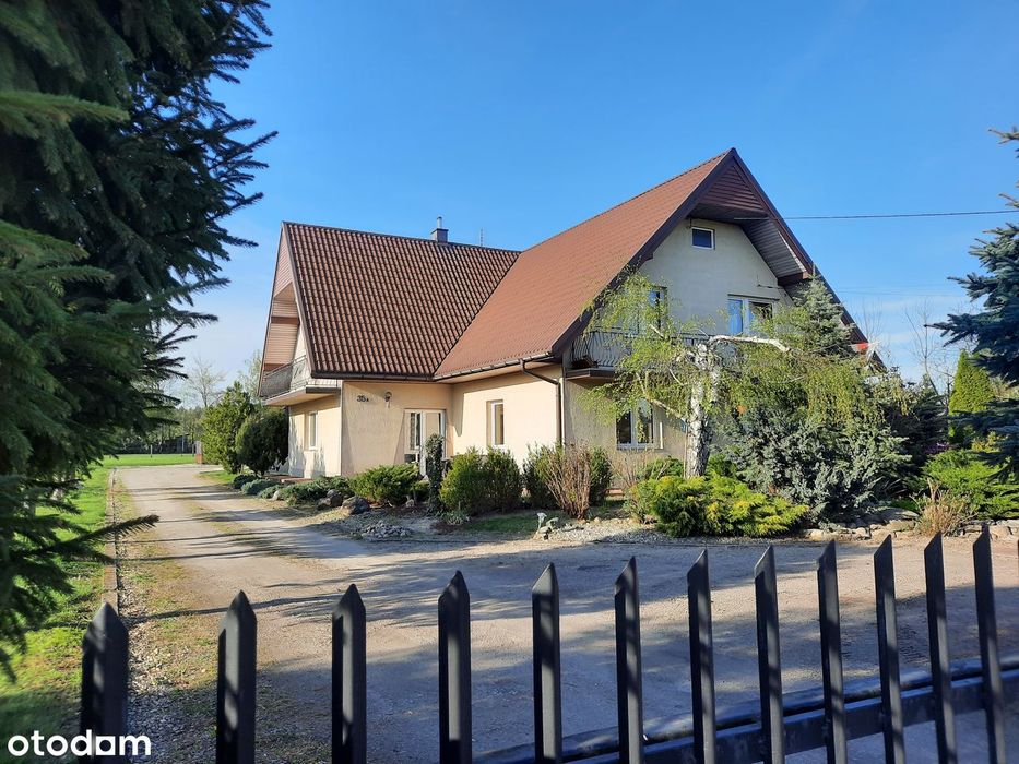 Kałduny (6 km od Bełchatowa). Dom wolnostojący