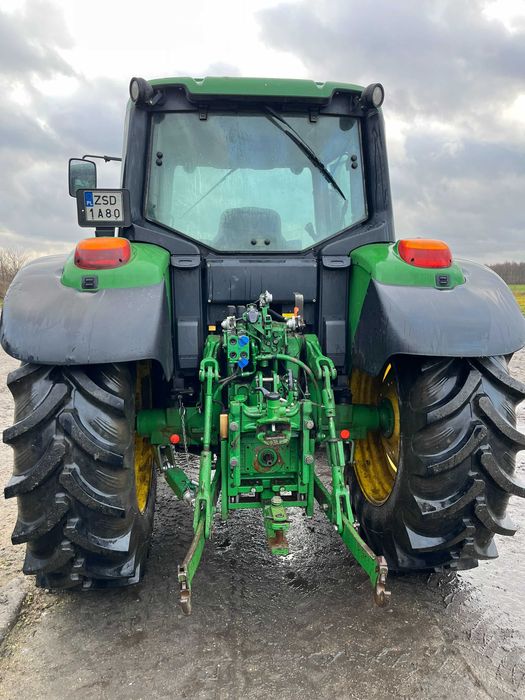 John Deere 6330 Rok 2011 Moc 120 KM