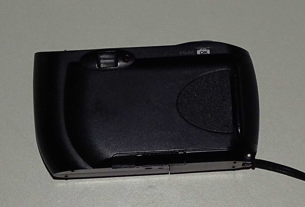 Kodak Advantix 2000 Auto Camera (1996 vintage)64550175630979121