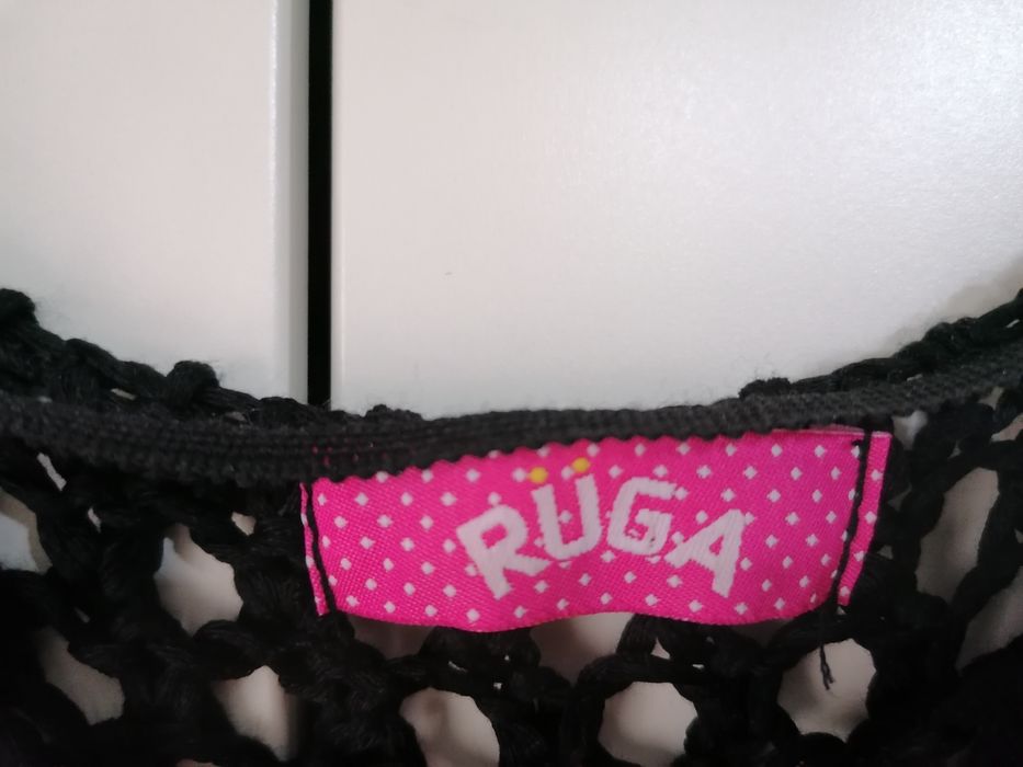 Colete preto Ruga