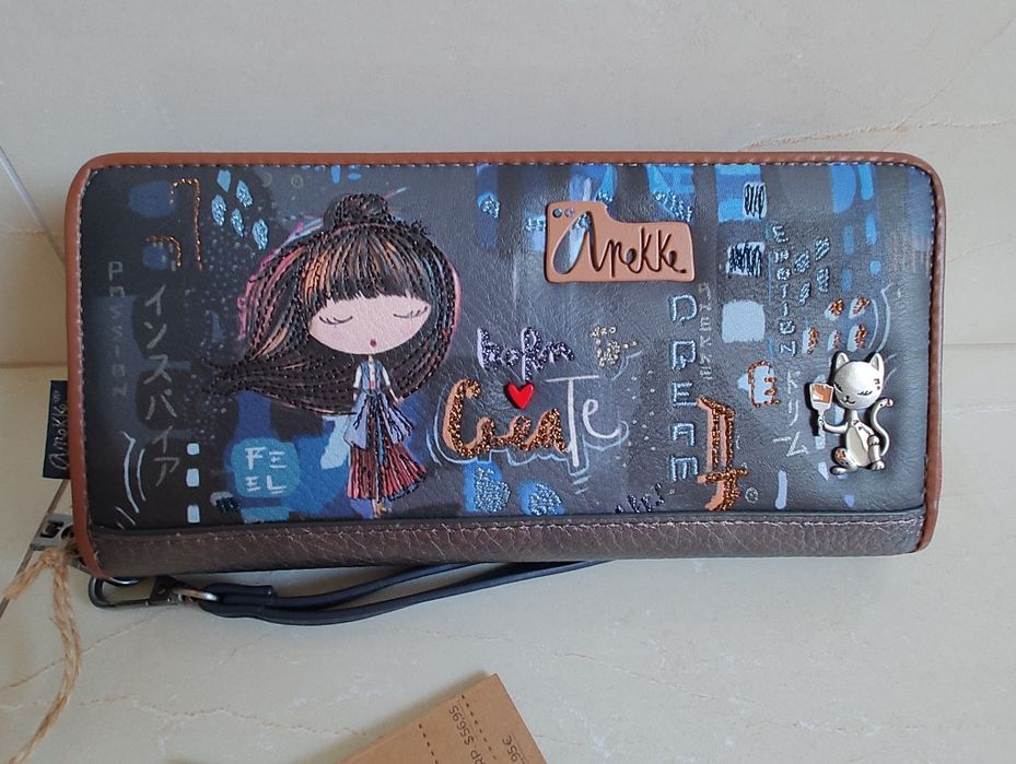 Nowy portfel Anekke Contemporary