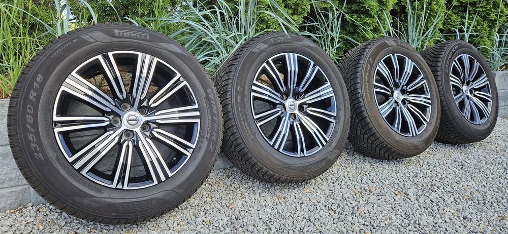 VOLVO XC60- Felgi/ opony/ koła zimowe- 18"