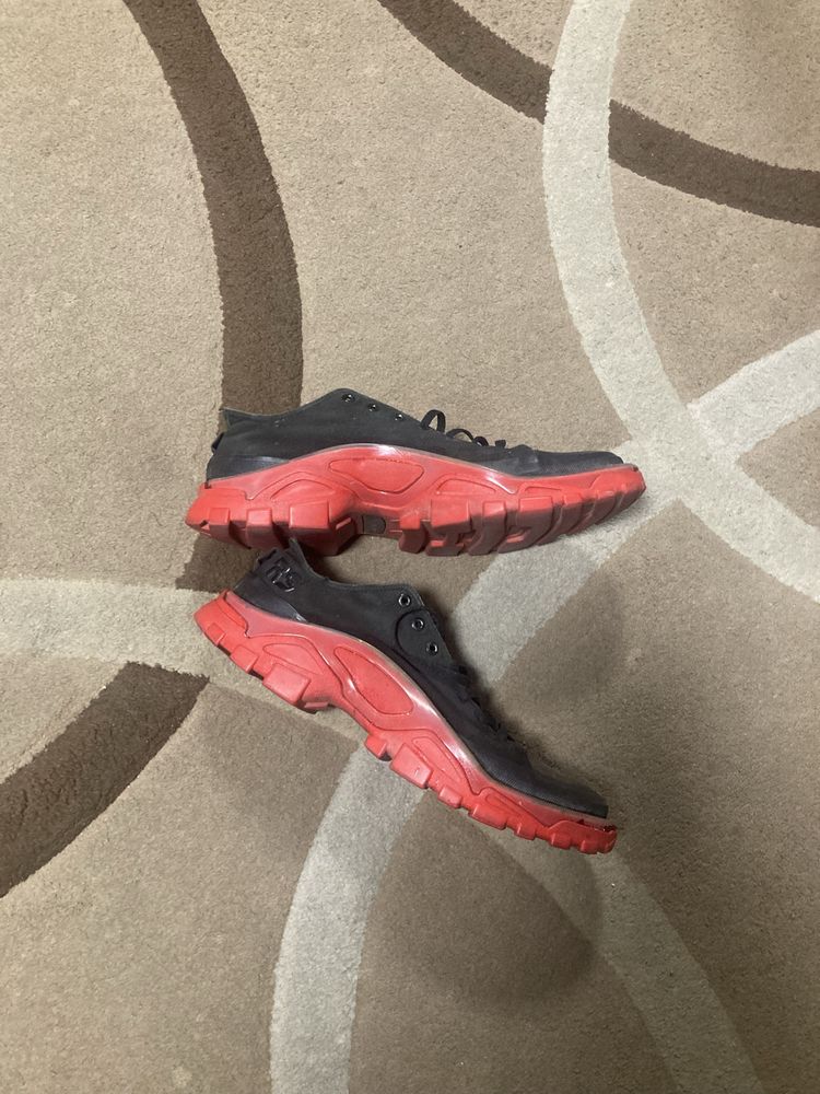 Adidas detroit runner 2025