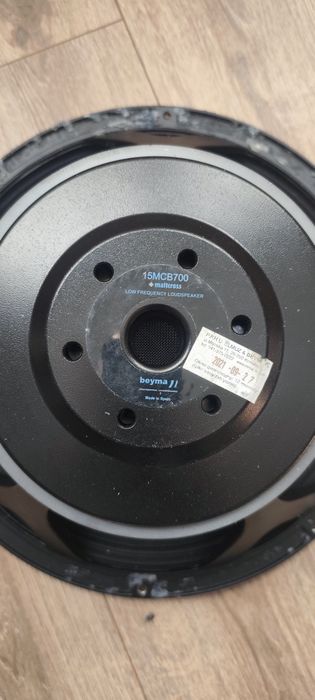Głośnik BEYMA 15MCB700