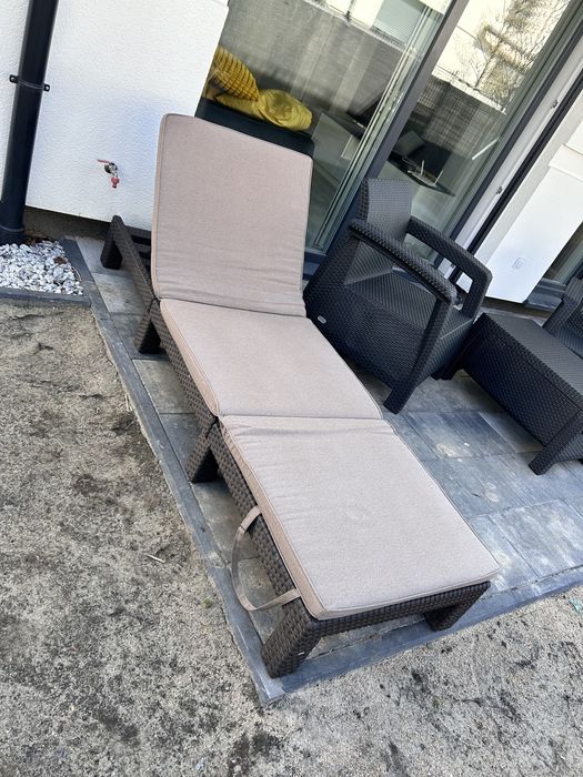 Leżak ogrodowy ratanowy Keter