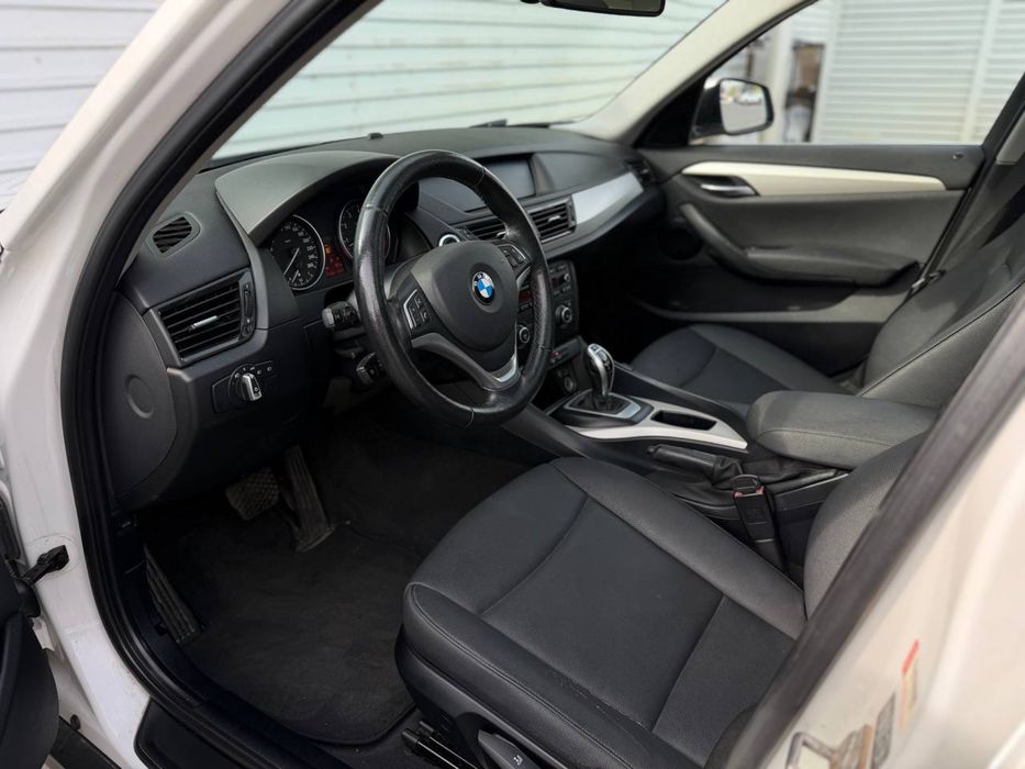 BMW X1 2013 г 2.0 л