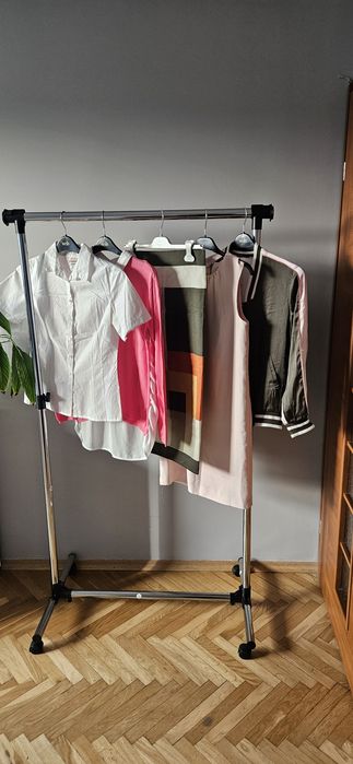 Zestaw ubrań damskich idealnych na wiosnę