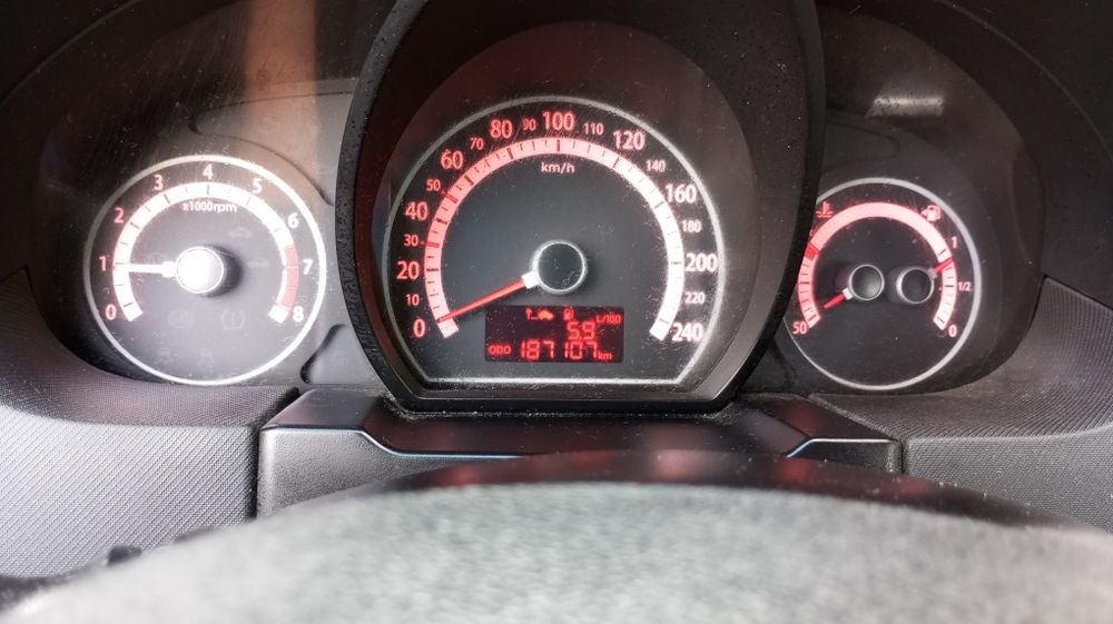 Kia cee'd 1,4 benzyna