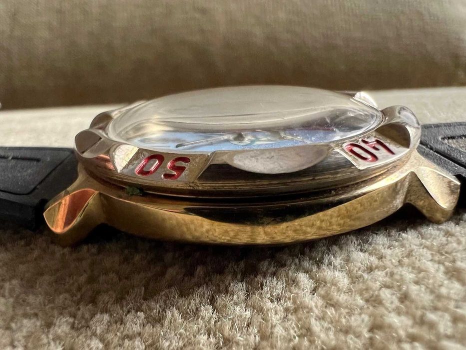 Komandirski zegarek mechaniczny