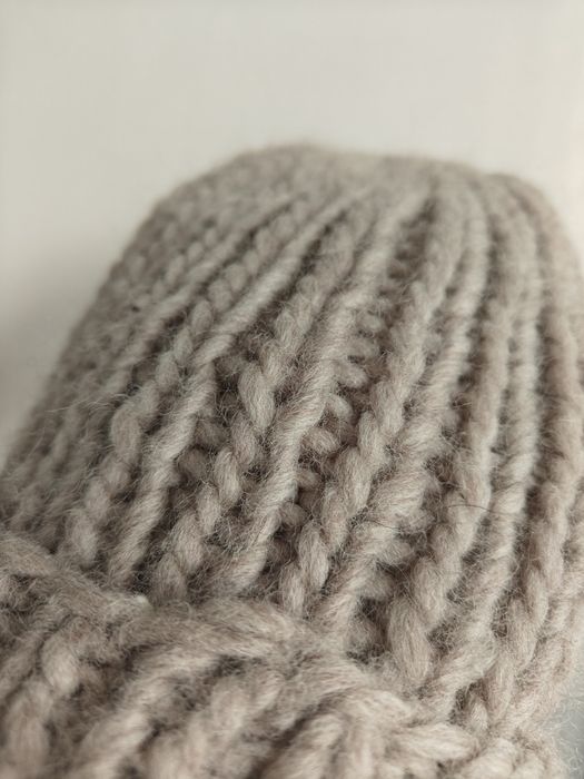 Wełniana czapka handmade 86-98
