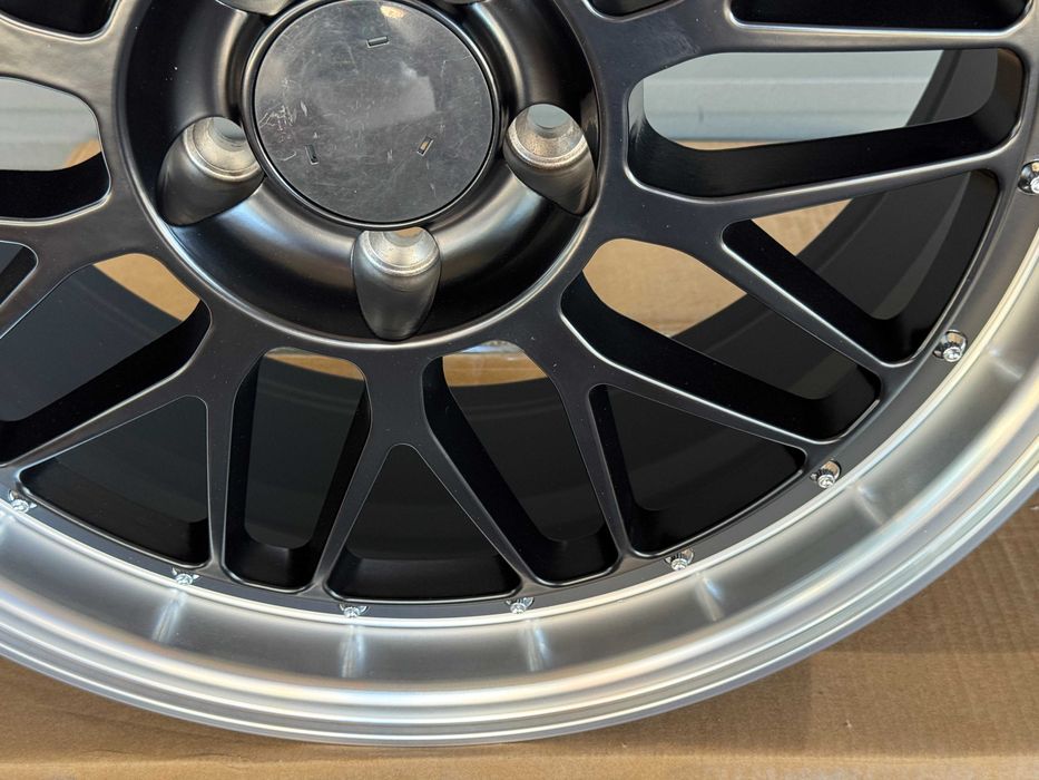 9кг R18 5x114.3 8j et35 Honda Toyota Mitsubishi Nissan Mazda BBS Style