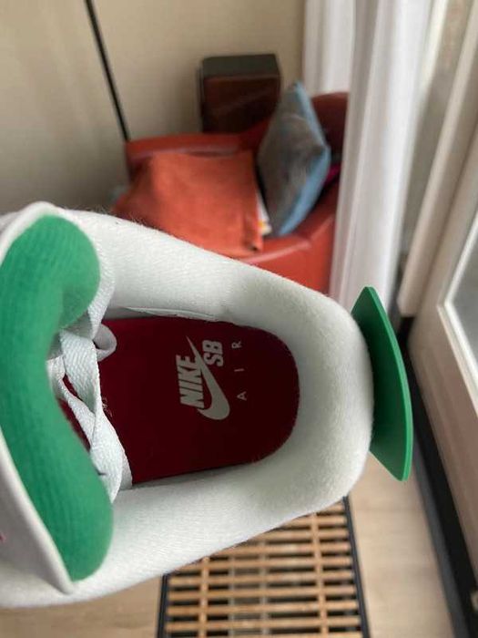 Jordan 4 Retro SB Sosnowa zieleń  EUR 43