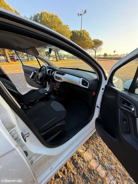 Citroën C3 1.4 HDi Enterprise 5 portas 2 lugares