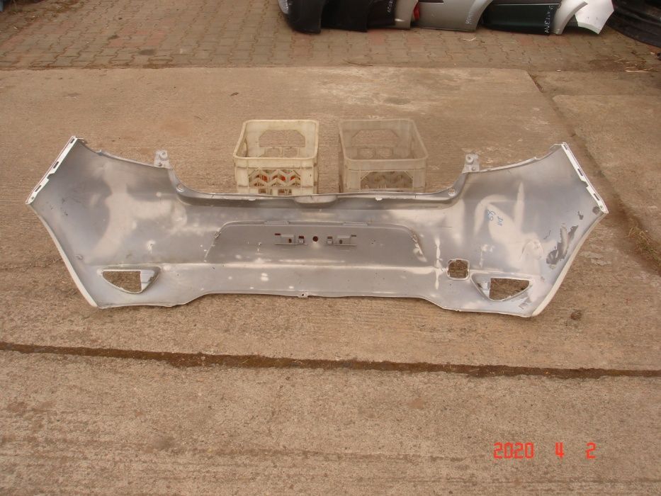 Zderzak tylny Renault Clio 3 Lift.
