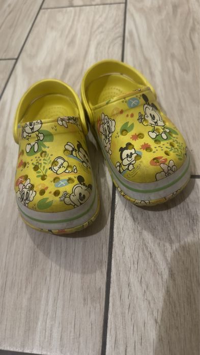 Крокси для дівчинки 22-23 розмір