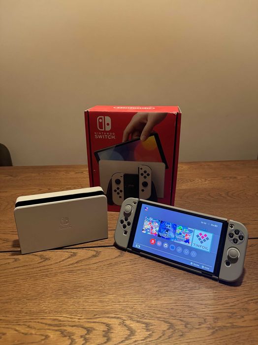 Nintendo Switch Oled Desbloqueada