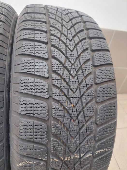 Пара зимової гуми зима зимня Dunlop R19 235 55