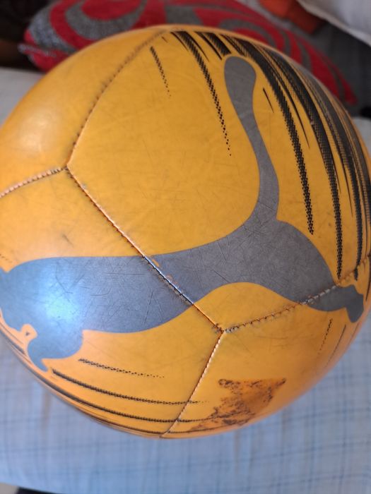 Bola de futebol Puma Attacanto Graphic
