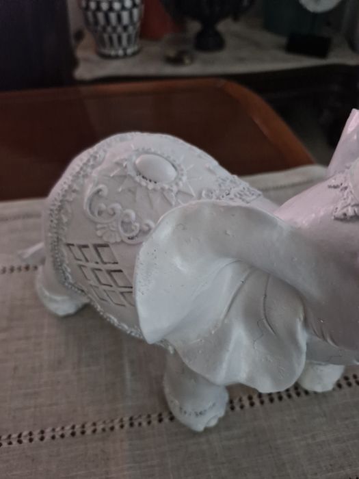 Elefante em bom estado!