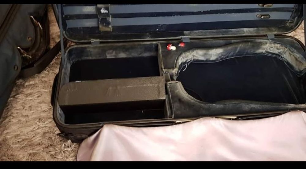 Caixas de viola d'arco e violino64174405928577124