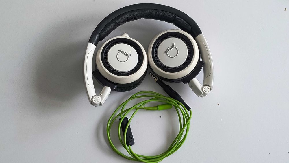 Słuchawki AKG Q460